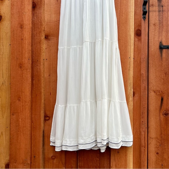 White Bohemian Floral Embroidered Gauzy Maxi Dress 🌿 - Picture 9 of 15